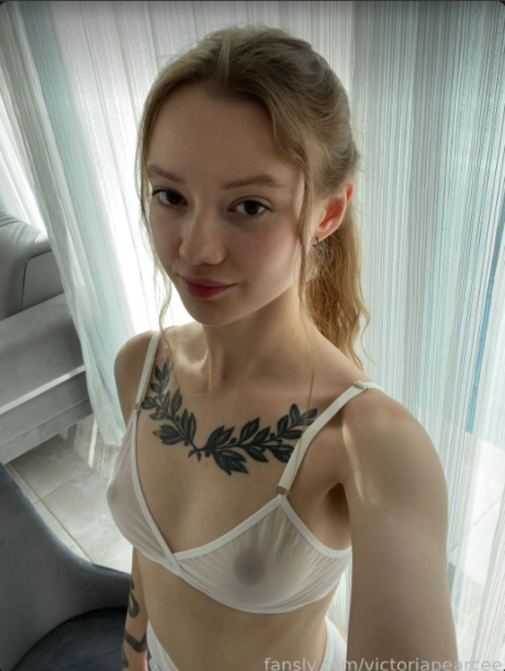 Victoria Pearce model xxx pic