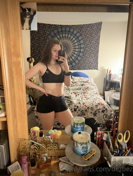 Dezbez erotic pornstar picture