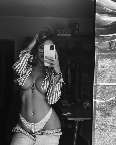 Kmdds model xxx images