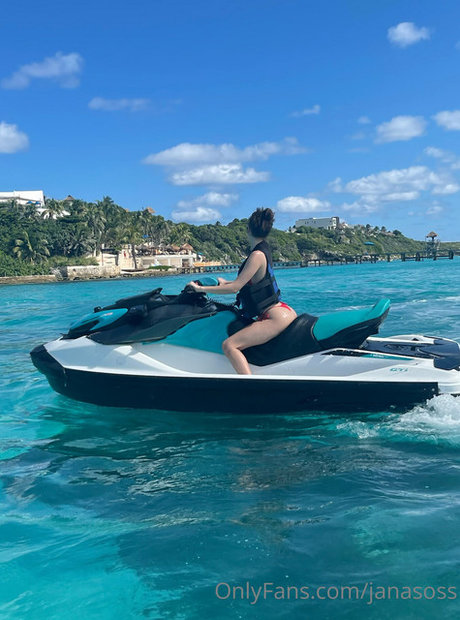 Jana Soss adult star pictures