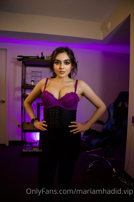 pregnant teen onlyfans hot naked img