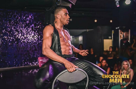 Akonnewanliss pretty model pic