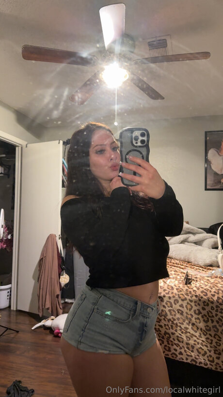 Localwhitegirl nice actress image