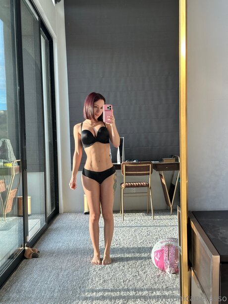 Veronicaperasso pretty pornstar pic