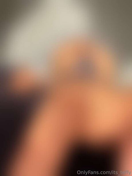 Its Teffy perfect model photo