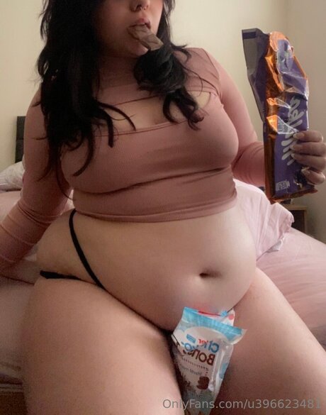 U396623481 nude actress archive