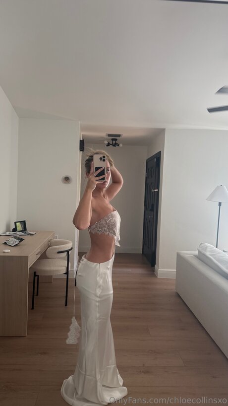 Chloecollinsxo model top pics