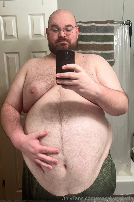 Massivemikela star high quality image