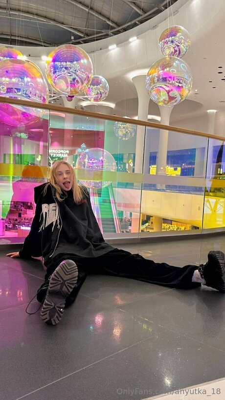 Anyutka 18 porn actress gallery