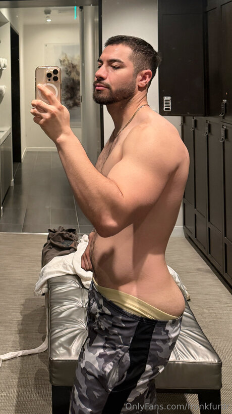 Frankfurdr adult model image