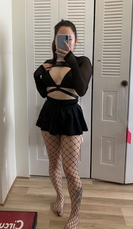 Sluttyasiankitten xxx star pic