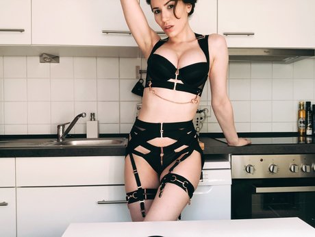 Provocatrix_ star sexy photos