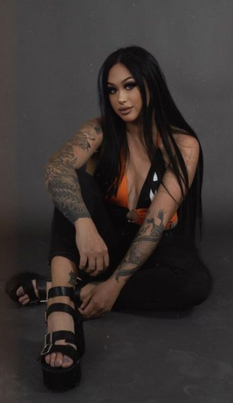 Shawnee_ top model pic