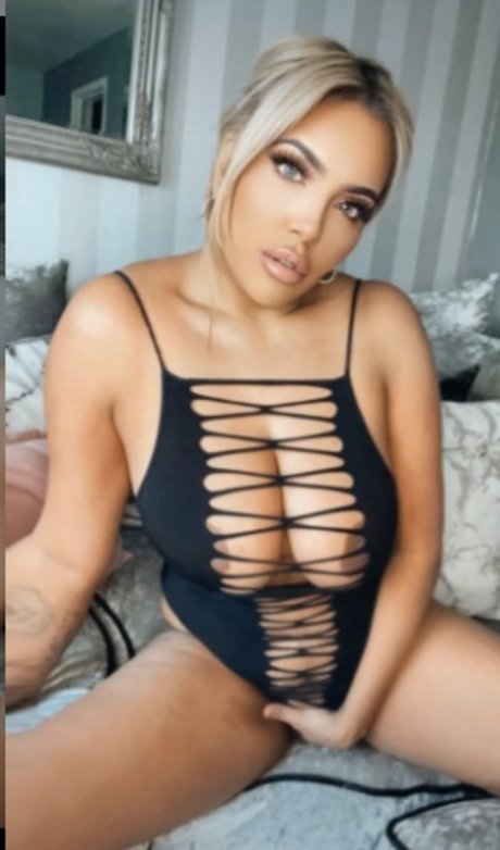 Tanya Lucie_ star pretty images