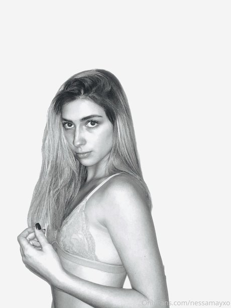 Alexusxxx star sexy pic