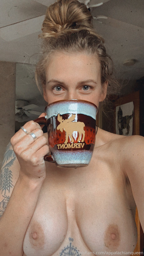 Appalachian queen model perfect photos