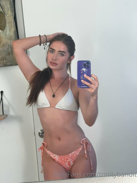 Trinity Bandit model free photos