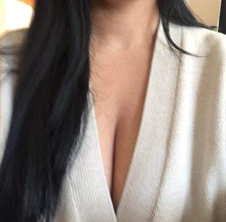 Alva Alvares star best galleries