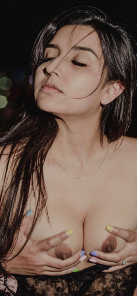 Andyytok star sexy photo