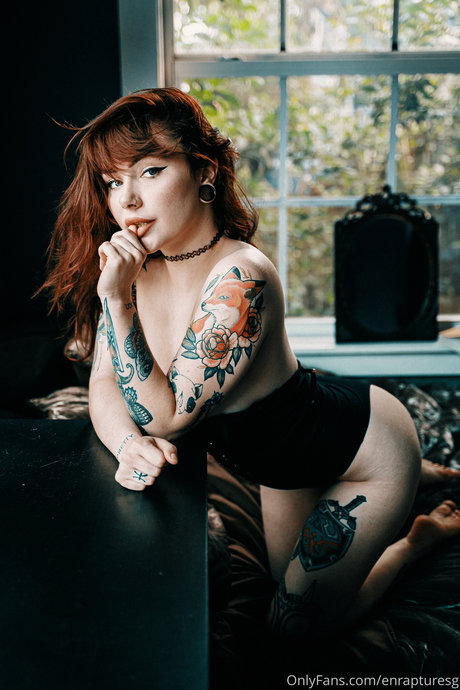 _Elise Tails nice pornstar photos