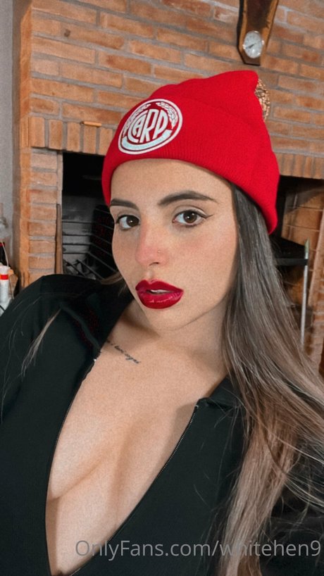 White Hen exclusive star photo