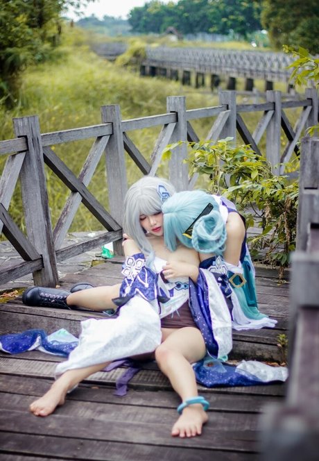 _HKxSYR exclusive model photo