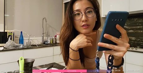 Zumi pornographic star image