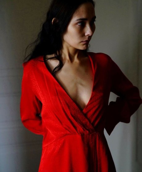 Zukhra Galina pornstar adult img