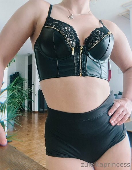 zuleikaprincess perfect actress pics