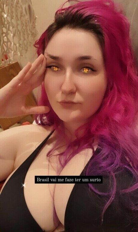 Zuzu Cosplay model pornographic image