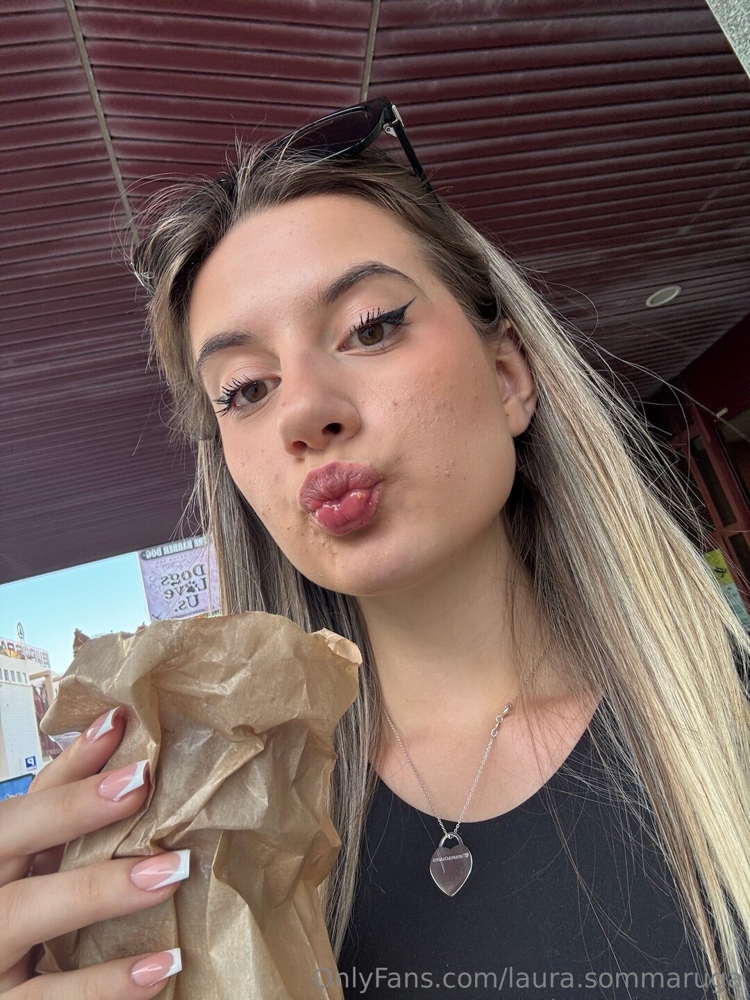 Laura Sommaruga pornographic model photos