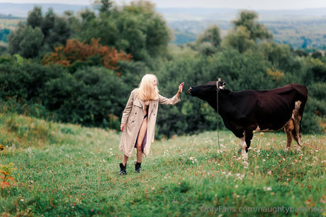 Naughtybanshee sexy actress photos