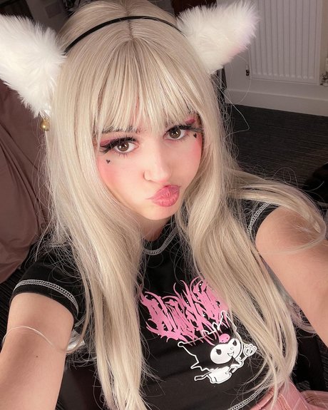 Willow neptune model pretty image