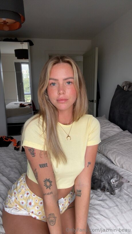 Jazmin Beau pornstar adult pic