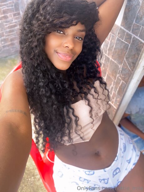 Hottie Mila naked model photo