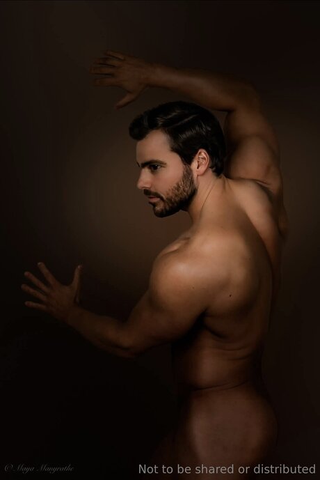 U391344714 sex star image