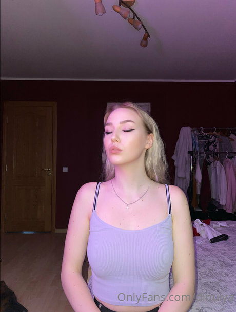 Dinulya star pornographic pic