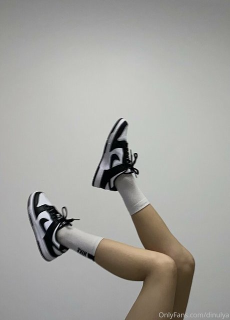 Dinulya nudes model galleries