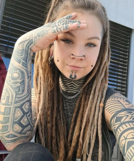 zopferl sex model images