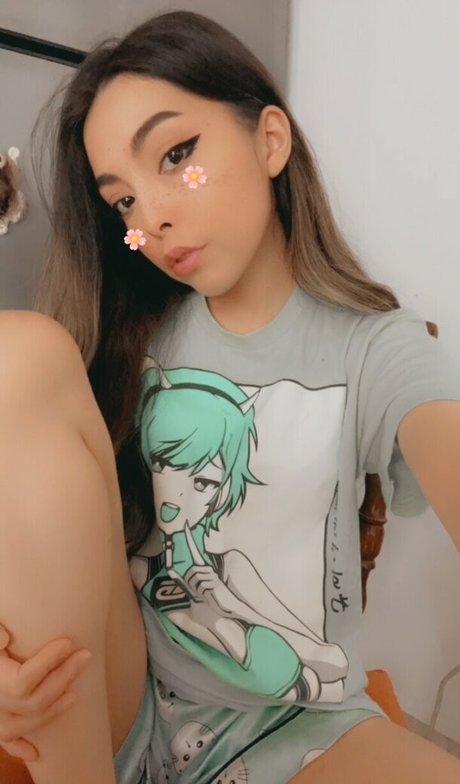 zoey nyu hot actress images