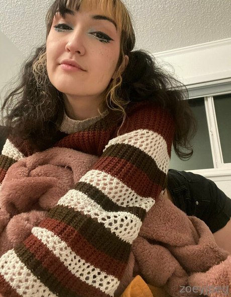 zoeyjpeg pornstar naked pictures