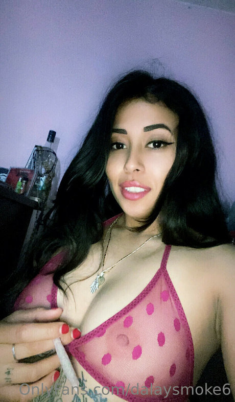 Dalaysmoke6 star nudes photo