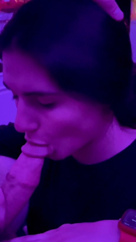 Elise Sue_ porn model images