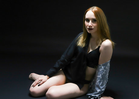 Jackypics nude model pics