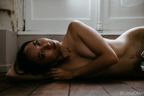 Luna Okko star sexy pictures