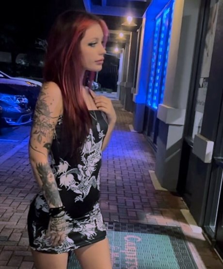 zoeycyberr sexy star photo