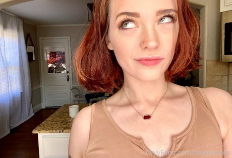 Zoeybrooks nice actress gallery