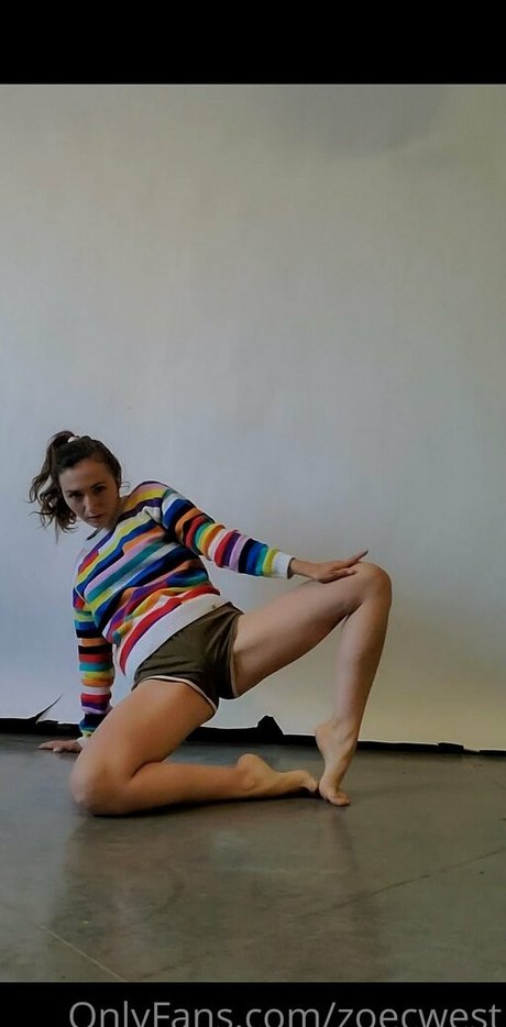 zoesfrenchpress pornstar top picture