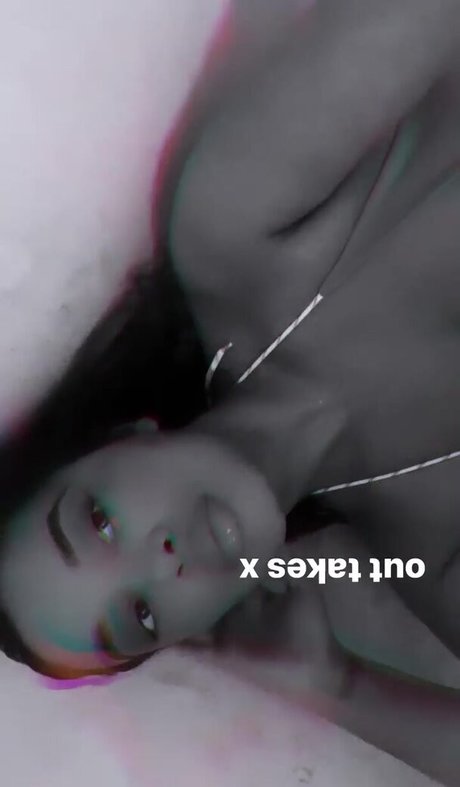 Zoe Leanne Cooper erotic actress images