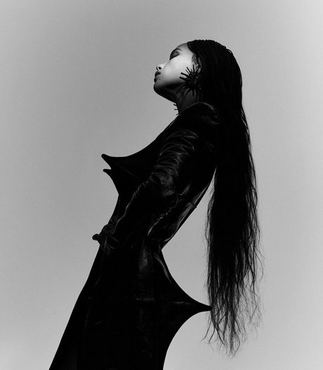 Zoe Kravitz star sex galleries